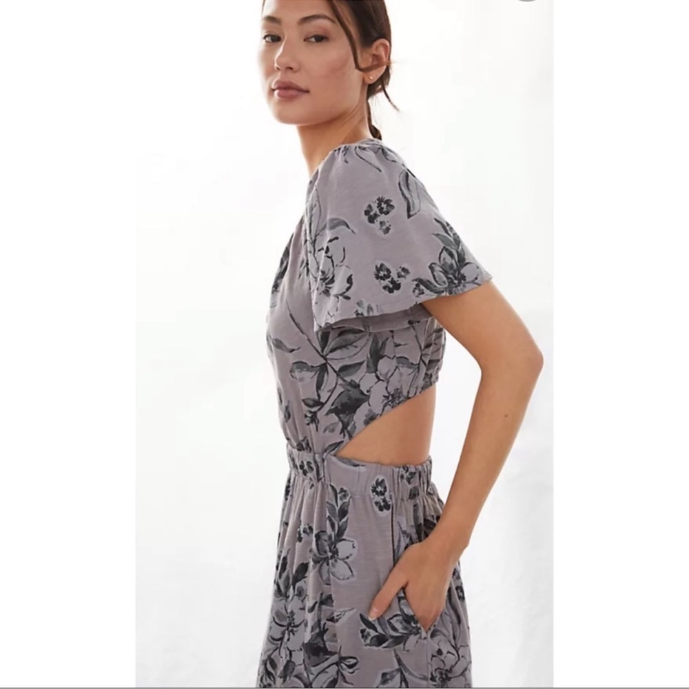 T.la open back dress with pockets Anthropologie favorite. Size L
